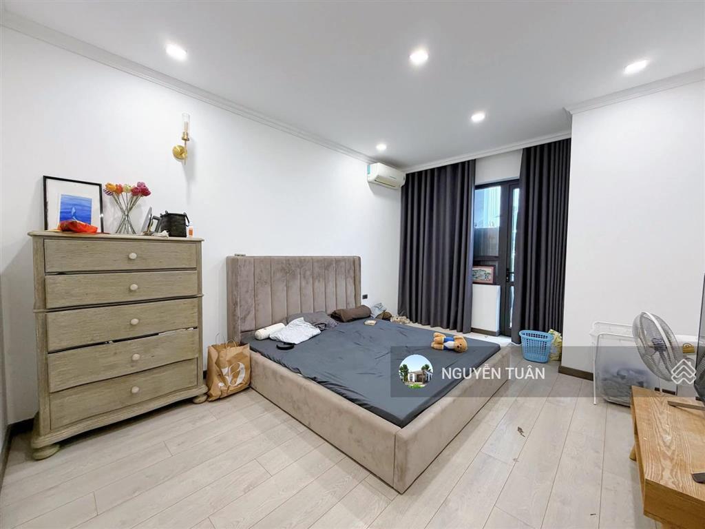 Bán ch đẹp, 3pn tại k35 tân mai, 10,5 tỷ có tl, giá chuẩn. 123m2.