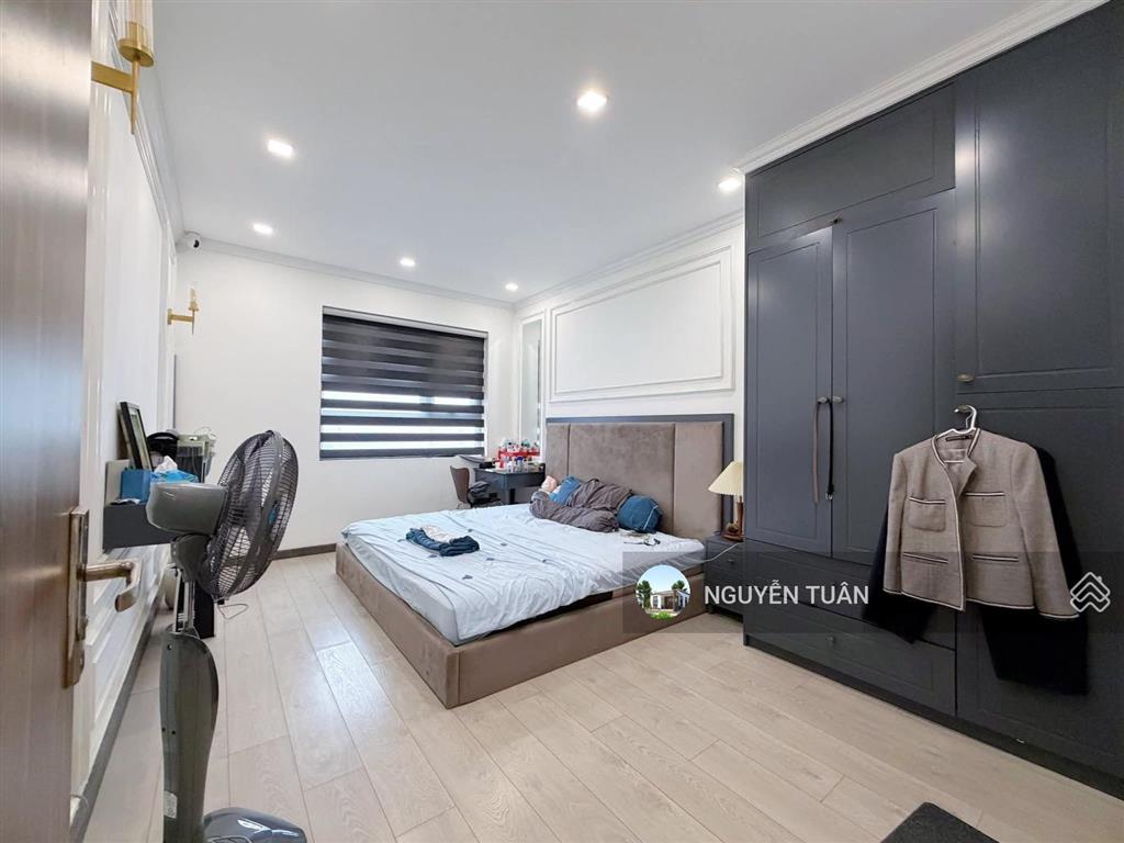 Bán ch đẹp, 3pn tại k35 tân mai, 10,5 tỷ có tl, giá chuẩn. 123m2.