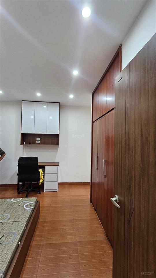 Bán căn hộ hồng hà 62,5m2 2pn 2wc, giá 3,9 tỷ