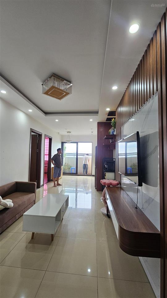 Bán căn hộ hồng hà 62,5m2 2pn 2wc, giá 3,9 tỷ