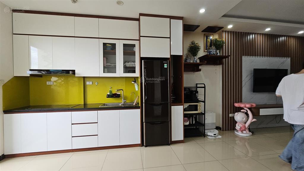 Bán căn hộ hồng hà 62,5m2 2pn 2wc, giá 3,9 tỷ