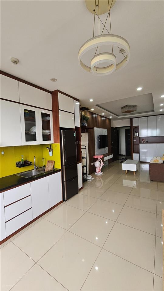Bán căn hộ hồng hà 62,5m2 2pn 2wc, giá 3,9 tỷ