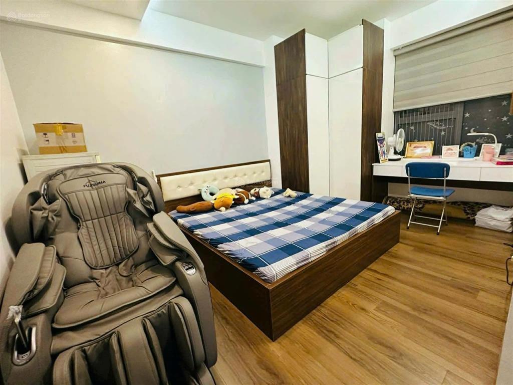 Bán căn góc tòa ct2a chung cư gelexia 3pn 90m2.