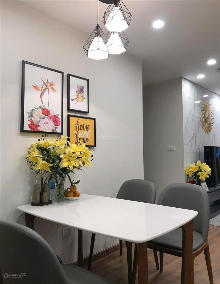 Bán căn góc tòa h1 căn 02 90,4m2 3pn giá 7.6 tỷ có tl