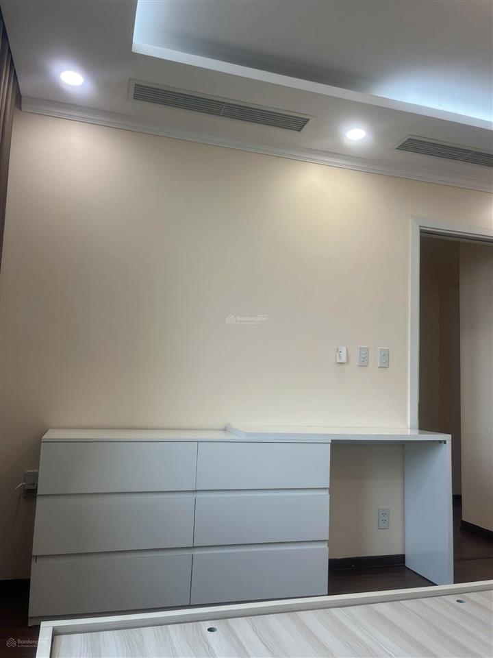 Bán căn hộ tòa a mandarin garden 2 dt 886 m2 3pn. giá 8,3 tỷ