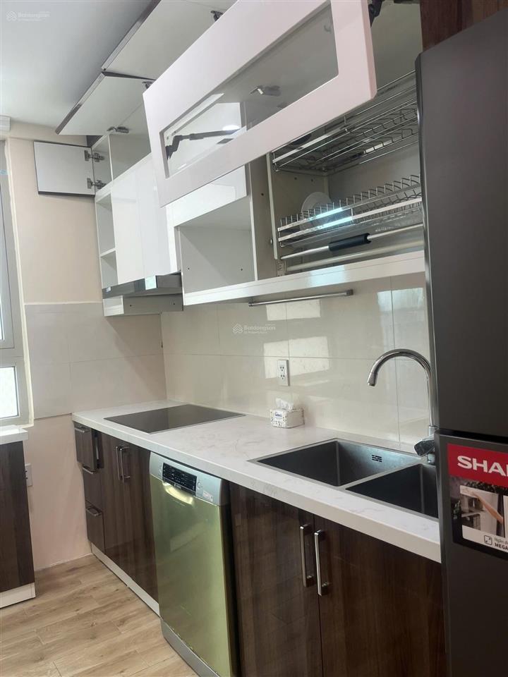 Bán căn hộ tòa a mandarin garden 2 dt 886 m2 3pn. giá 8,3 tỷ
