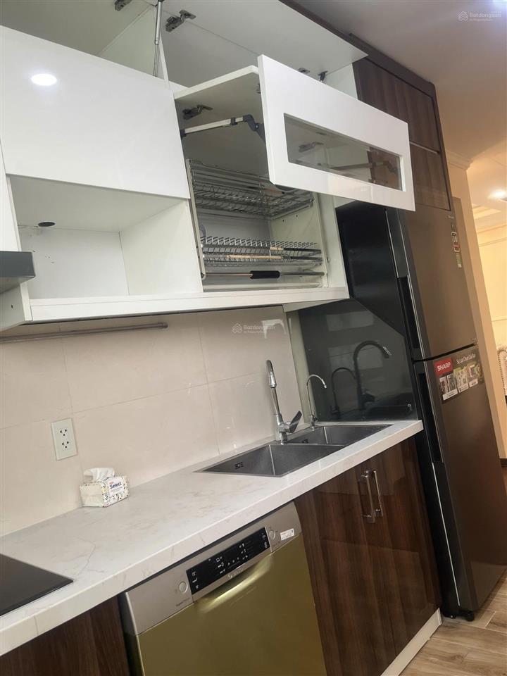 Bán căn hộ tòa a mandarin garden 2 dt 886 m2 3pn. giá 8,3 tỷ