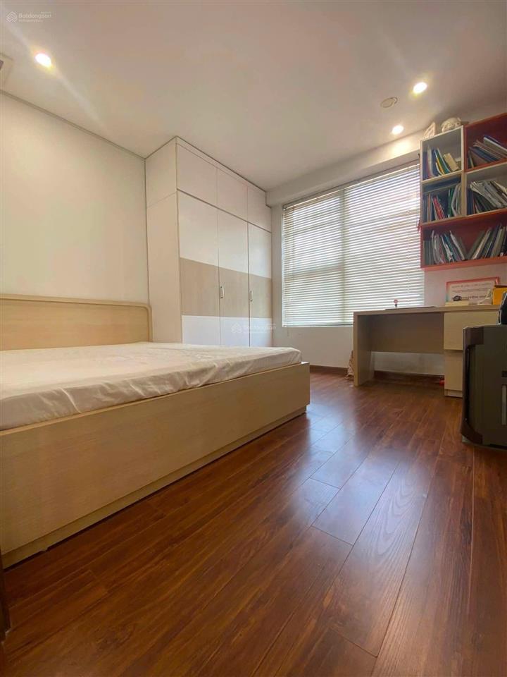 Bán căn hộ chung cư giá tốt tại sky central, định công, 6,8 tỷ, 74m2
