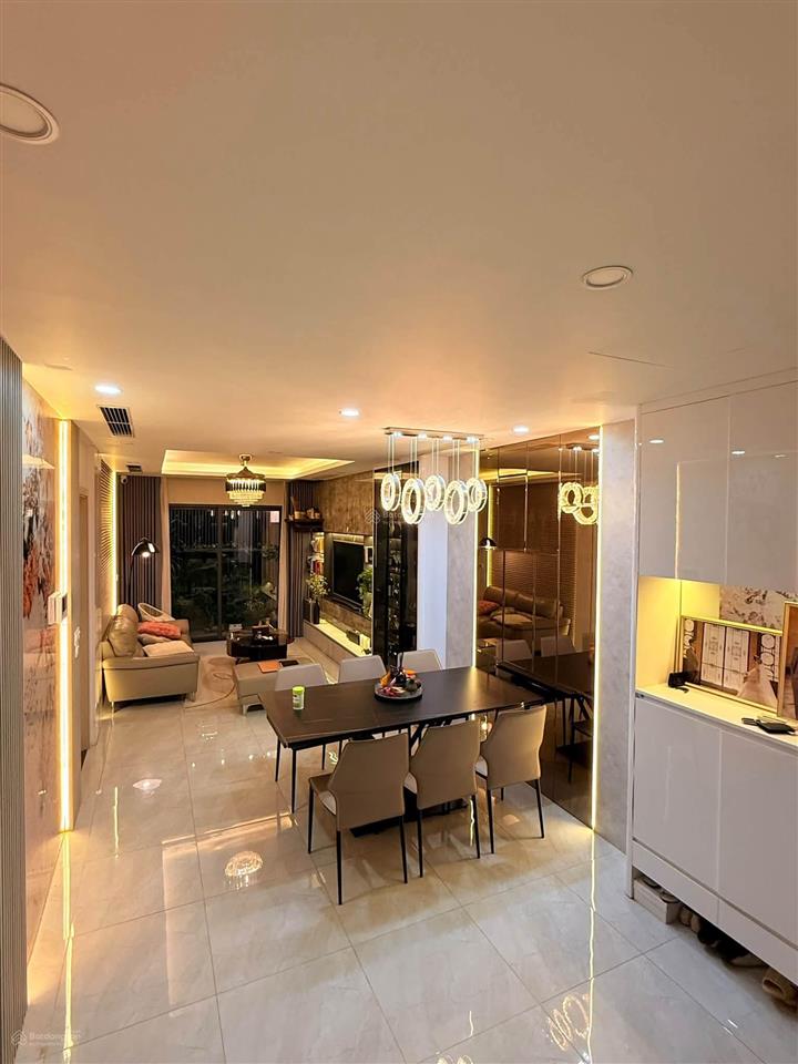 Bán căn 97m2 sổ đỏ, nhà đẹp, tòa f, giá 8.3 tỷ tl