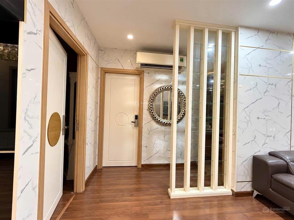 Bán căn hộ tòa vip n01 horizon 2pn 2wc giá 5,3 tỷ tl. nhà đẹp.