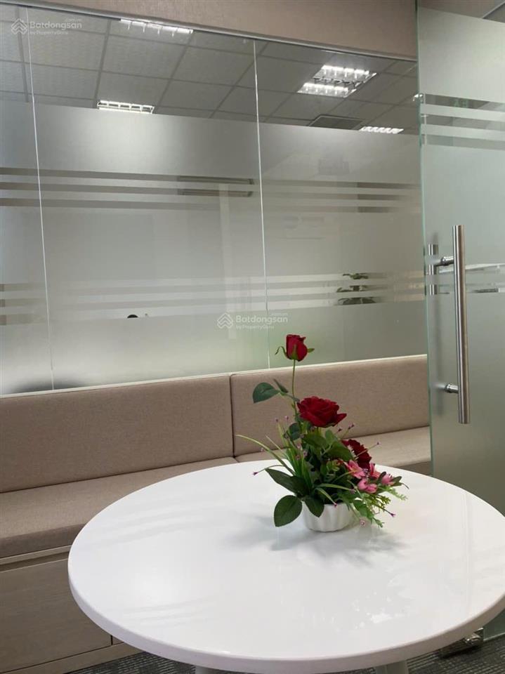 Bán căn thương mại đầy đủ nội thất giá 3 tỷ 54,3m2