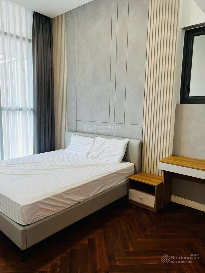 Cho thuê biệt thự đơn lập 4pn+1 riviera cove  biệt thự gần khu đô thị global city