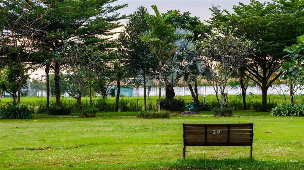 Cho thuê biệt thự villa park song lập có sân vườn 4pn 3wc  biệt thự gần global city
