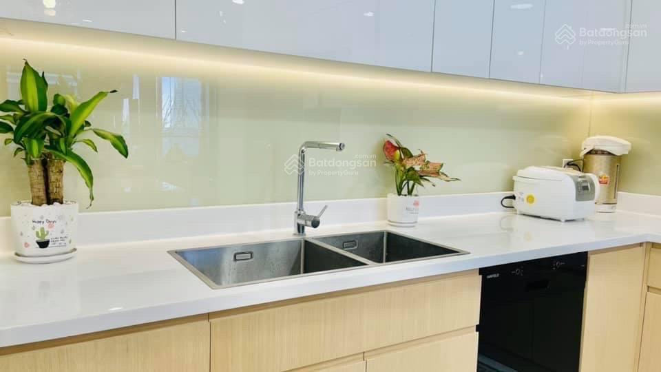Quận bình thạnh cho thuê căn hộ sunwah pearl 2pn+1 (116m2) đầy đủ nội thất