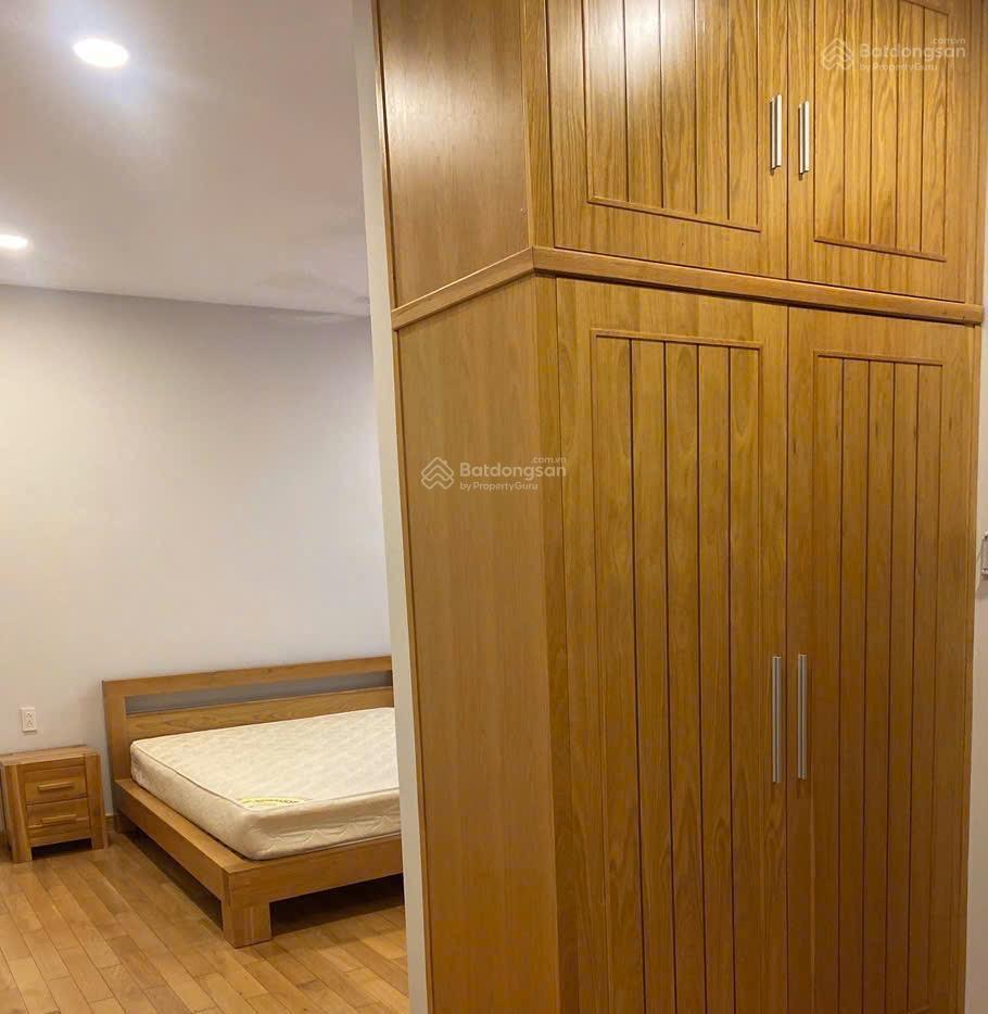 Villa rivieria cove for rent (4brs+1) 4wc  villa for rent near global city