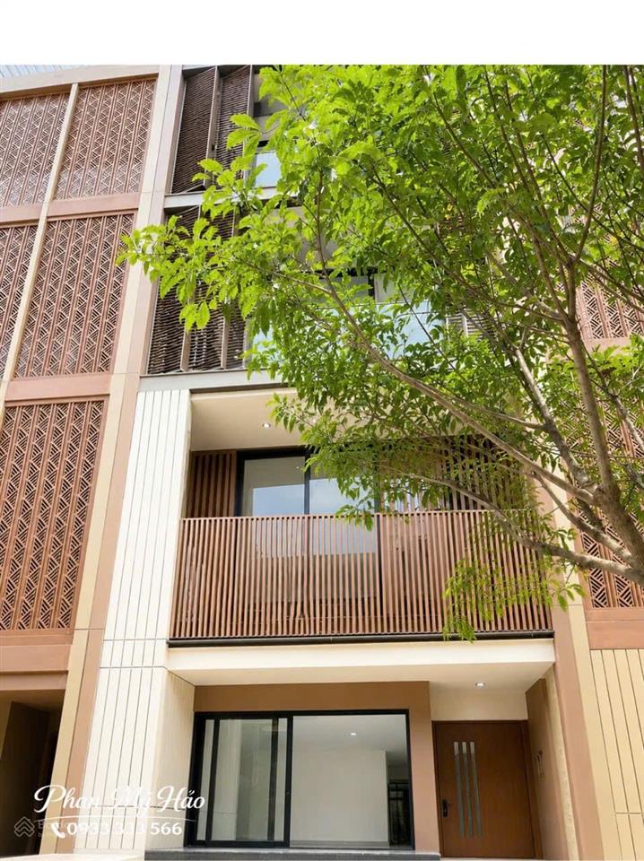Quận 2  khu global city  cho thuê nhà global city nguyên căn 5 tầng có thang máy