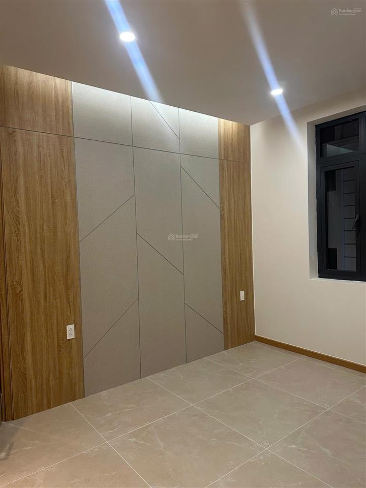 Cho thuê biệt thự liên phường, biệt thự đơn lập gần global city  size 4pn 3wc