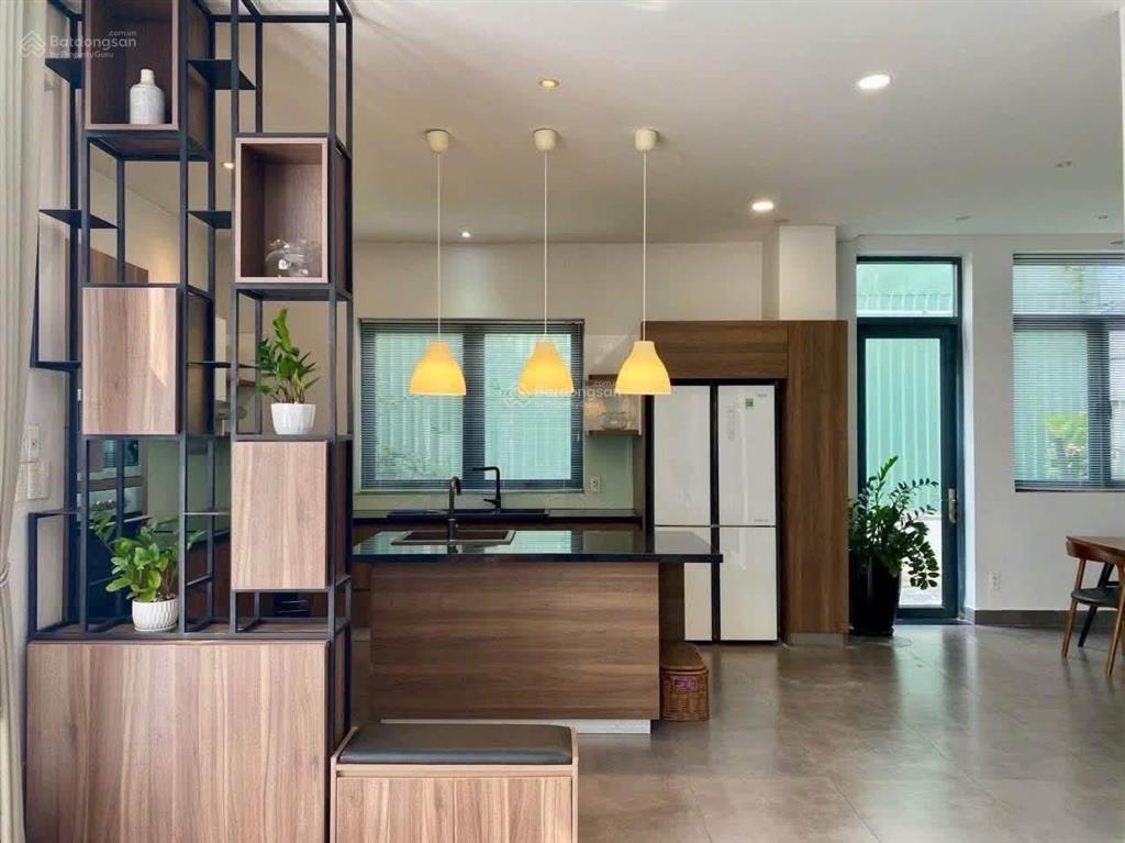 Cho thuê biệt thự villa lucasta khang điền 200m2 gần global city