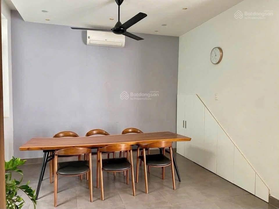 Cho thuê biệt thự villa lucasta khang điền 200m2 gần global city