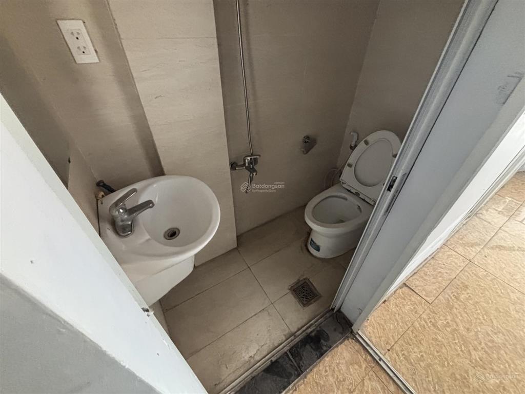 Nhà 5 phòng ngủ , toilet riêng | có xuất hoá đơn