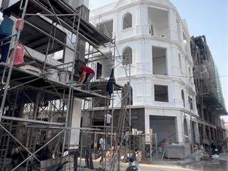 Nhà phố q8 kdc compound liền kề đl võ văn kiệt, 198m2 cn 65m2, 6,5 tỷ sổ hồng riêng công chứng ngay