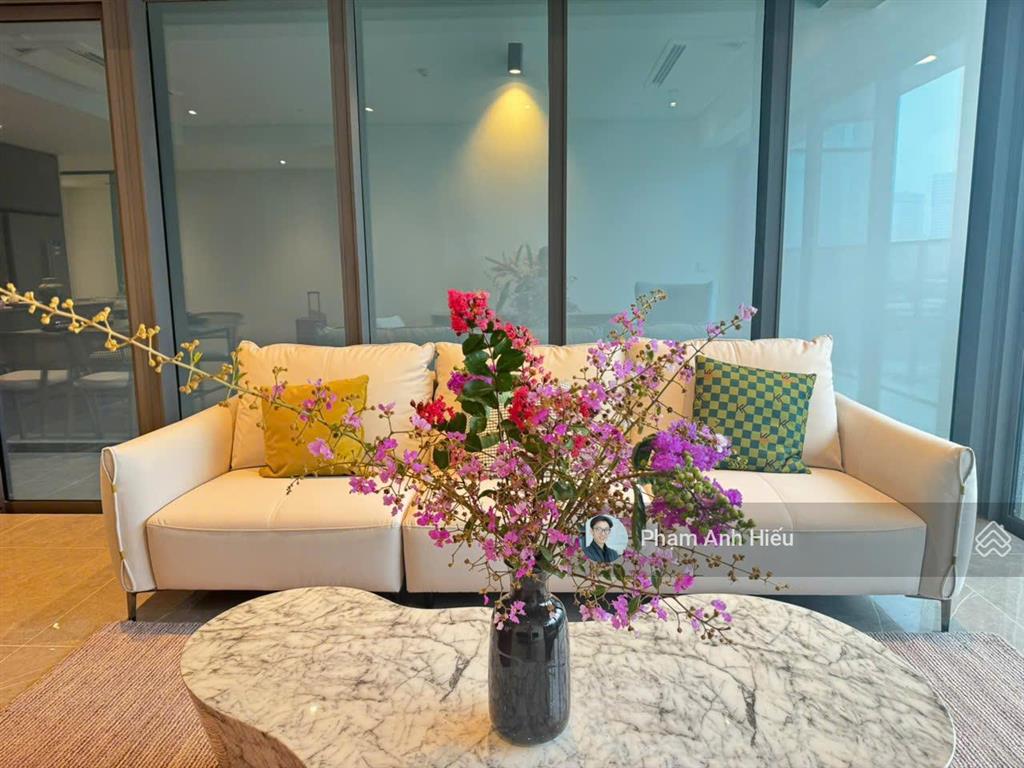 3pn opera đơn giá chỉ 300tr/m2, view sát sông sài gòn ngắm trọn vẹn q1 lung linh về đêm