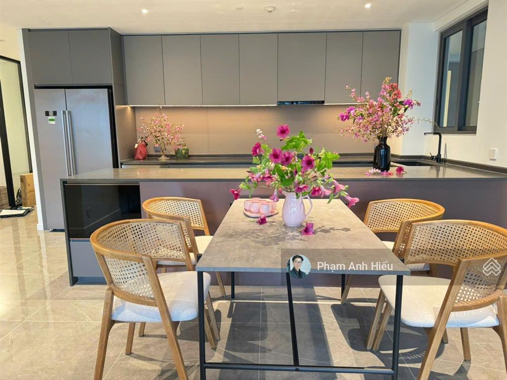 3pn opera đơn giá chỉ 300tr/m2, view sát sông sài gòn ngắm trọn vẹn q1 lung linh về đêm