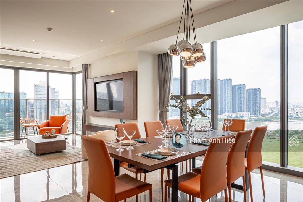 Căn 3pn có thang máu riêng tầng cao giá tốt nhất opera  căn spa siêu hiếm không mua bỏ lỡ giá tốt