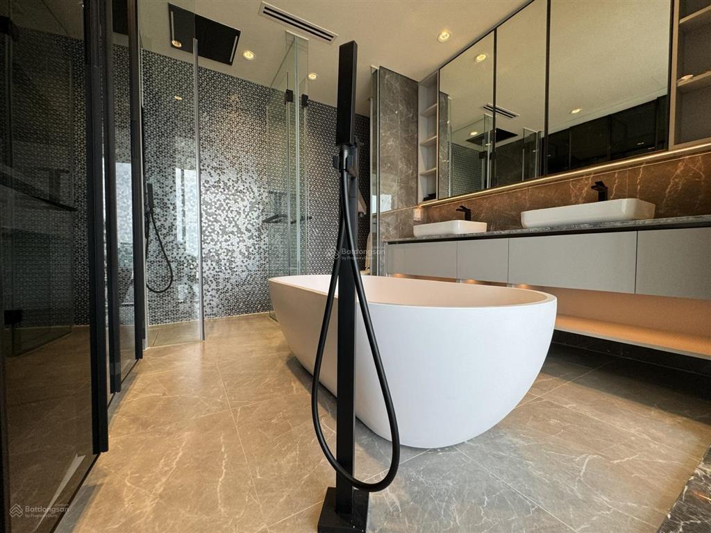 Căn 3pn có thang máu riêng tầng cao giá tốt nhất opera  căn spa siêu hiếm không mua bỏ lỡ giá tốt