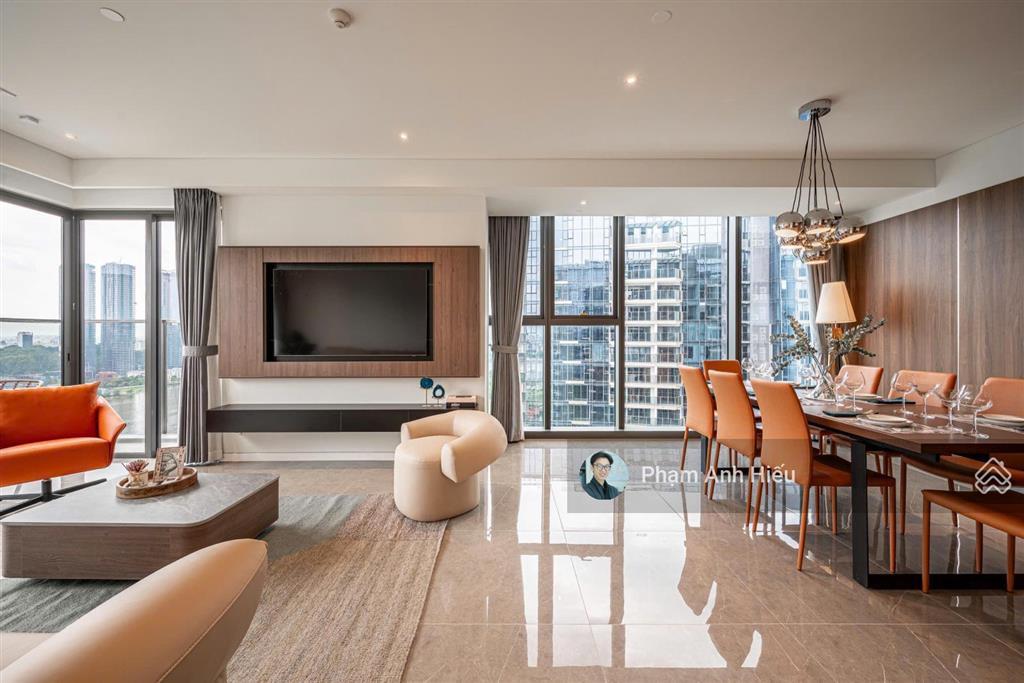 Căn 3pn có thang máu riêng tầng cao giá tốt nhất opera  căn spa siêu hiếm không mua bỏ lỡ giá tốt