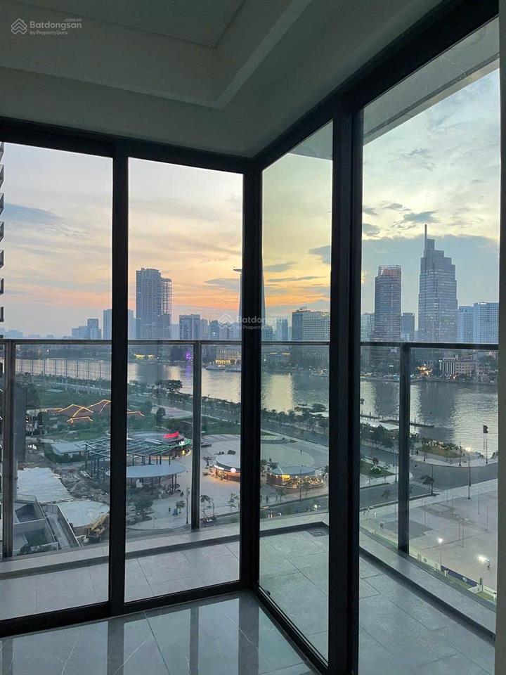 Căn 3pn có thang máu riêng tầng cao giá tốt nhất opera  căn spa siêu hiếm không mua bỏ lỡ giá tốt