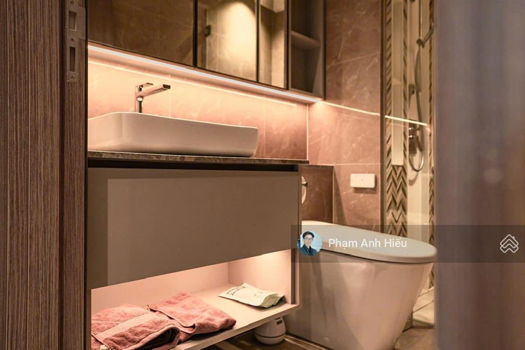 2pn trục rất gần sông, hướng mát cả ngày không nắng, view sông nước cây cỏ yên bình