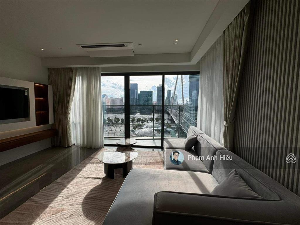 Căn 4pn có thang máy riêng, sảnh riêng tầng trung cao, có vị trí đẹp nhất tại opera thủ thiêm