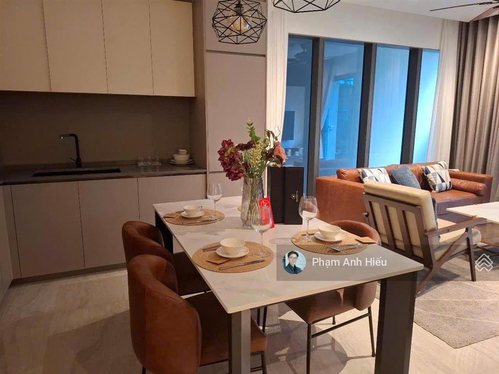 2pn diện tích siêu lớn full nội thất có thêm suất đậu ô tô vĩnh viễn trị giá 1.5 tỷ