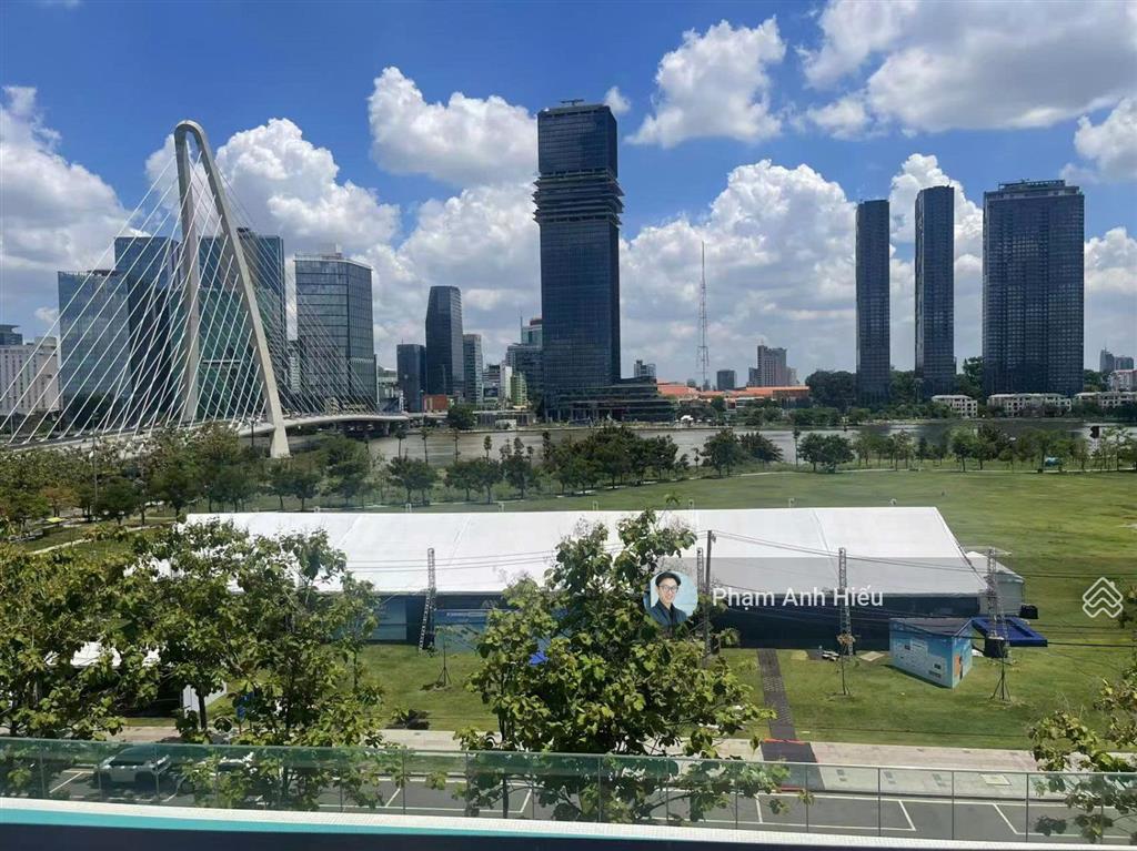 4pn giá tốt tại thủ thiêm  view trực diện sông sài gòn và quận 1 không bị chắn