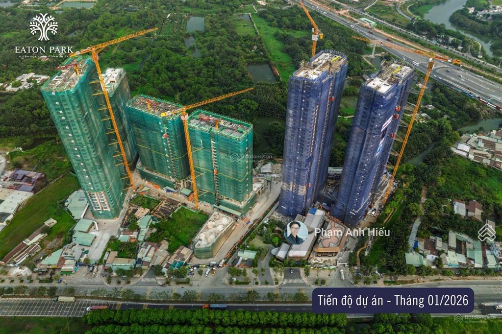 Siêu phẩm chênh nhẹ 2pn góc a6 trục 07 siêu hiếm siêu đẹp  view 2 mặt là hồ bơi và sông thoáng mát