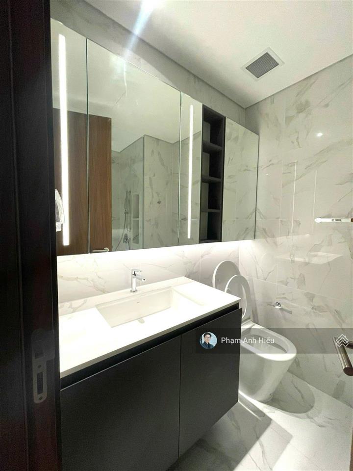 Bán căn 1pn studio giá cực tốt tại thủ thiêm  view nhìn rõ sông, cầu ba son pháo hoa ở marina ifc