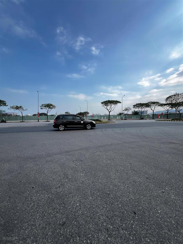 Siêu phẩm lô góc trần nguyên đán, sát nguyễn sinh sắc