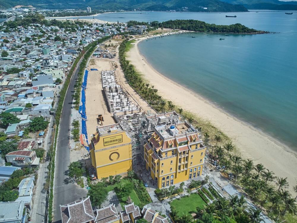 Bán nhà mặt biển nguyễn tất thành,  đối diện khu resort 5 sao nhiều dự án lớn tiềm năng