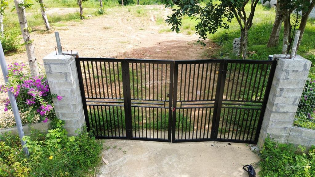 Sốt lại lô đất vườn giá tốt nhất xã hòa ninh 400m2 có đất ở mà chỉ 1,7 tỷ làm nhà vườn rất đẹp