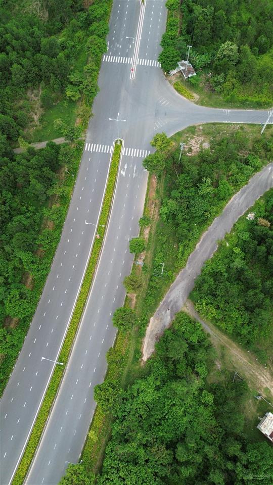 Bán đất ở hoàn toàn 504m² ngay khu du lịch bà nà kinh doanh du lịch làm biệt thự ở giá đầu tư
