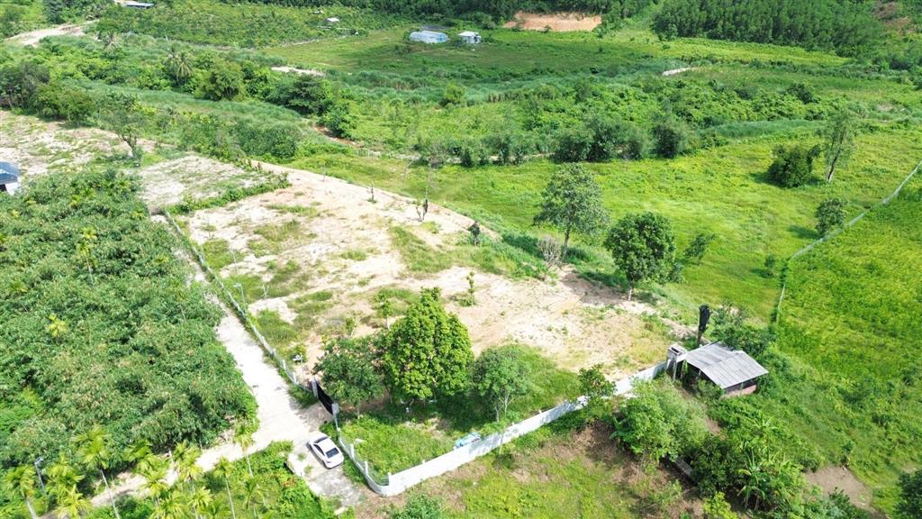Chính chủ cần bán lô đất ven suối  cận khu công nghiệp hòa ninh 1500m2 có 140m2 đất ở chỉ 2 tỷ
