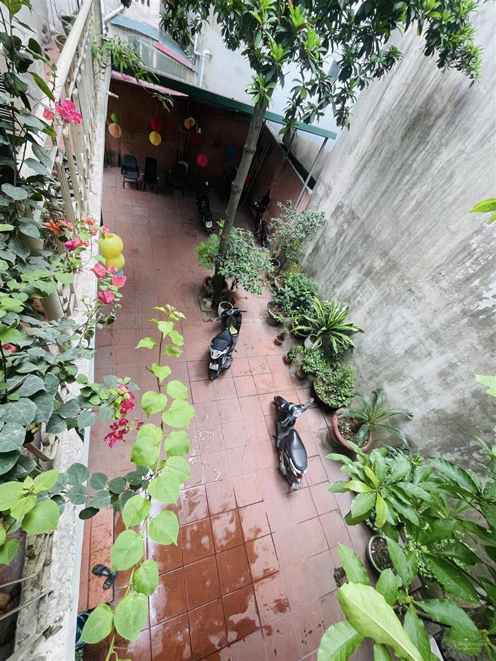 Bán đất tặng nhà 3 tầng, trung tâm đống đa, 218m2, lô góc, mt 13m. giá 35 tỷ