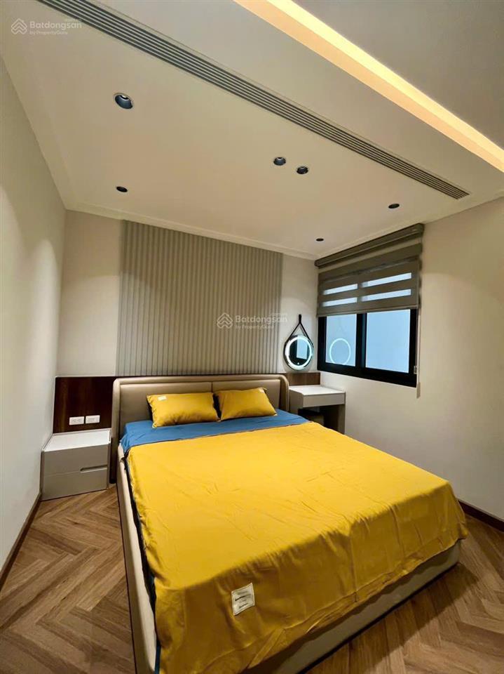 Bán căn hộ 4 phòng ngủ tại golden palace 141.92m2 giá bán 11 tỷ 0867 672 ***