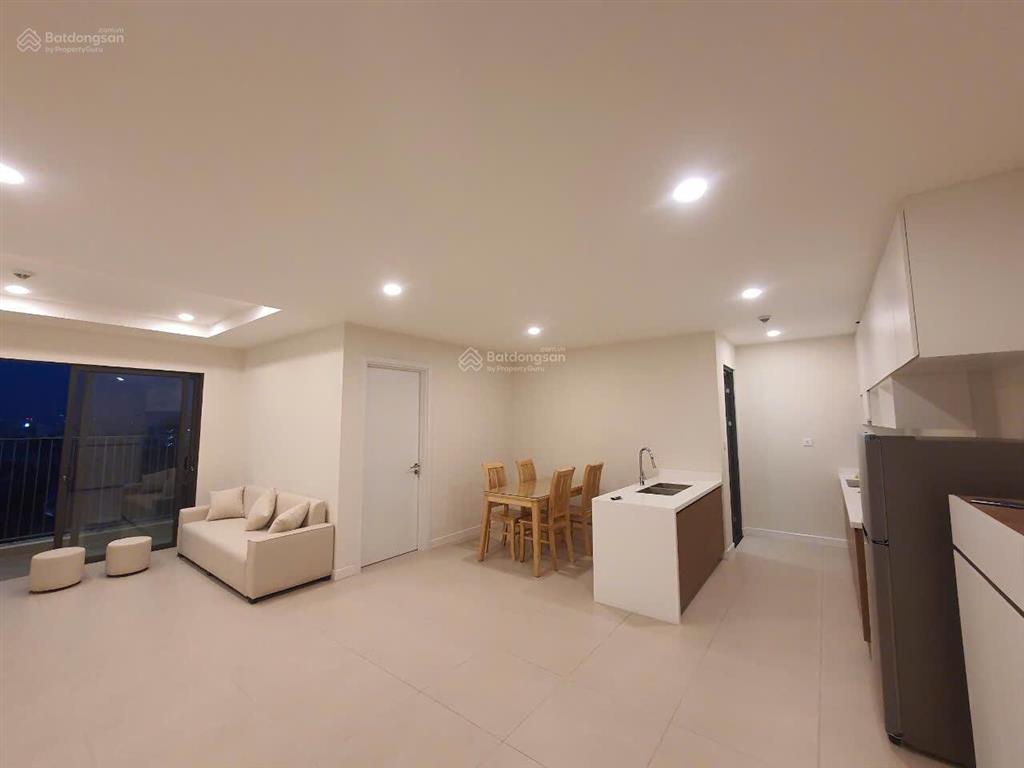 Bán căn hộ 84m2 2pn nằm trên đường xuân la ngoại giao đoàn, giá hơn 9 tỷ