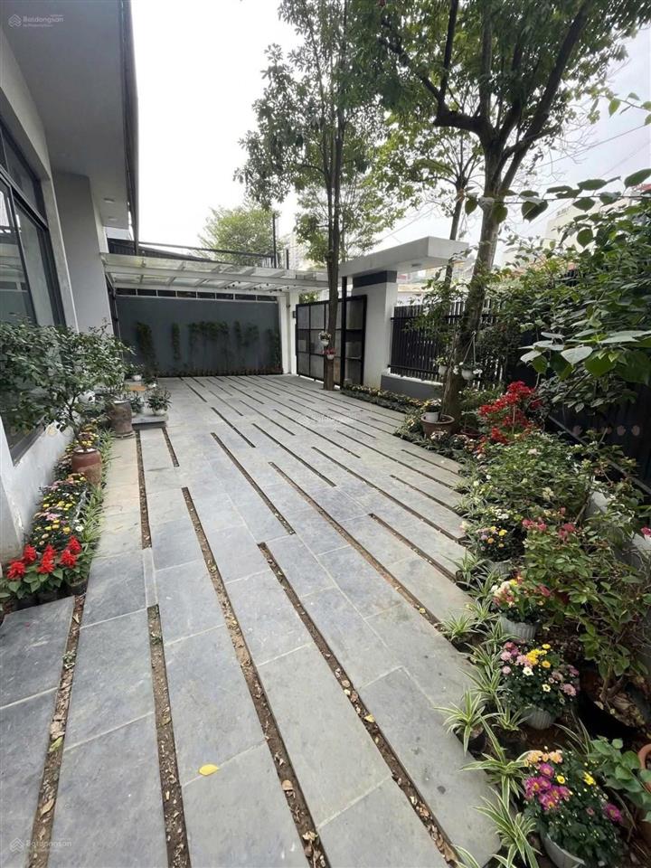 Hiếm  biệt thự liền kề ngoại giao đoàn  phố hoàng minh thảo  kinh doanh đỉnh cao 130m2 giá 74 tỷ