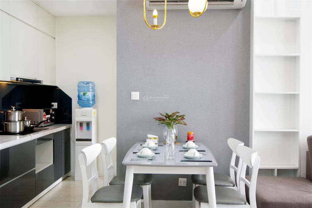 Bán căn hộ 2pn cao cấp dcapitale trần duy hưng  cạnh trường amsterdam 77m²  giá chỉ 8.8 tỷ