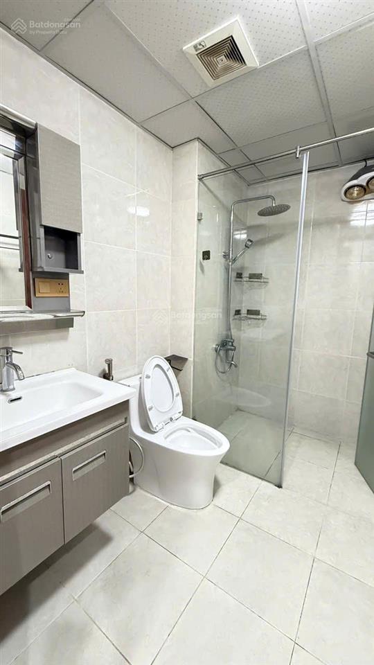 Bán căn hộ 3pn quận cầu giấy  tòa 30t1 nam trung yên đã có sổ đỏ 80m2 giá 6.9 tỷ