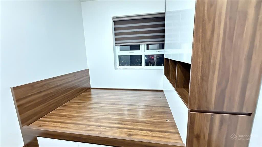 Bán căn hộ 3pn quận cầu giấy  tòa 30t1 nam trung yên đã có sổ đỏ 80m2 giá 6.9 tỷ