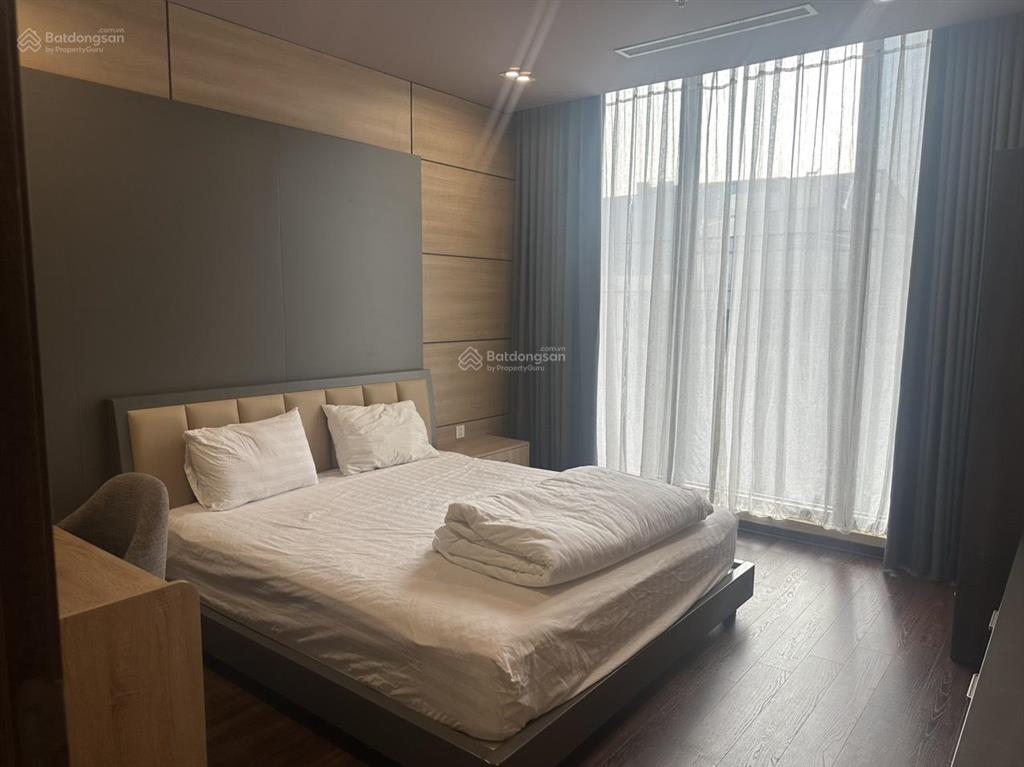 Chính chủ gửi bán penthouse cao cấp tại tòa m1  vinhomes metropolis, 29 liễu giai, ba đình 271m2